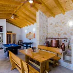 Mateo - 3 Bed With Terrace&private Pool
