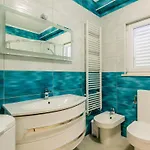 Villa Mateo - 3 Bed With Terrace&private Pool