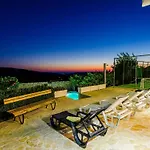 Villa Mateo - 3 Bed With Terrace&private Pool