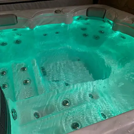 Mateo - 3 Bed With Terrace&private Pool Villa Vodovada