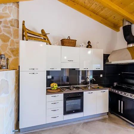 Mateo - 3 Bed With Terrace&private Pool