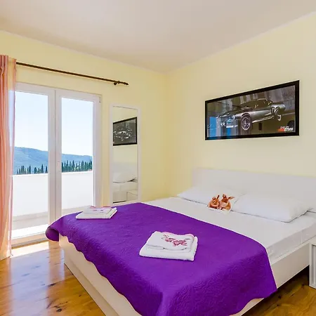 Villa Mateo - 3 Bed With Terrace&private Pool Vodovada