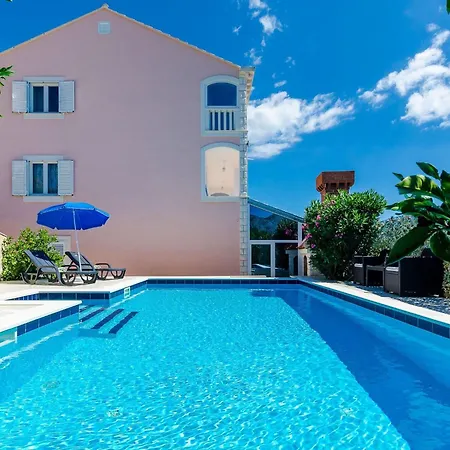 Mateo - 3 Bed With Terrace&private Pool Vodovada