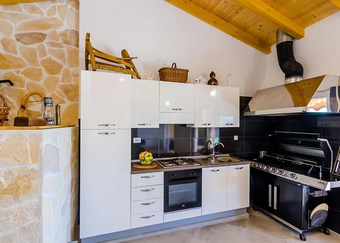 Mateo - 3 Bed With Terrace&private Pool