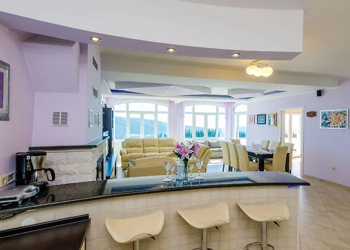 וילה Mateo - 3 Bed With Terrace&private Pool *