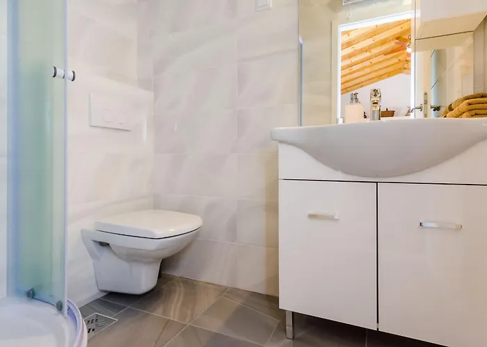 Mateo - 3 Bed With Terrace&private Pool וילה Vodovada